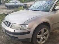 Volkswagen Passat 1.8 AT, 1997, 350 000 км, с пробегом, цена 440 000 руб.