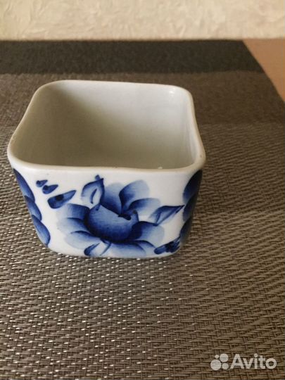 Фарфоровые статуэтки