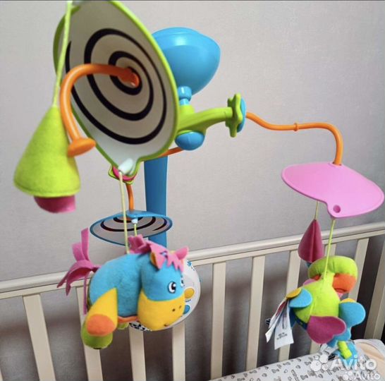 Мобиль на кроватку tiny love