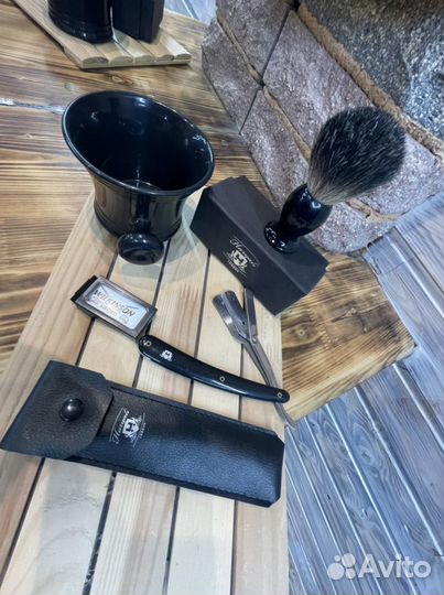 Продам английский набор для бритья. Новый
