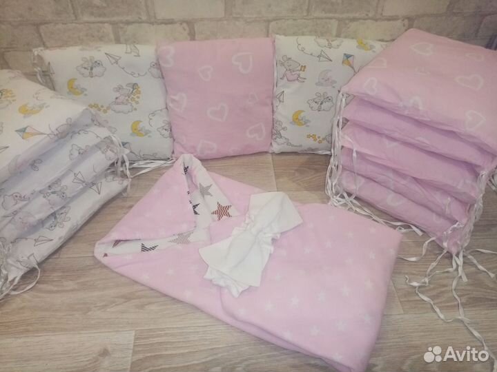 Бортики в кроватку и конверт на выписку