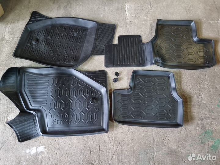 Резиновые коврики лада гранта