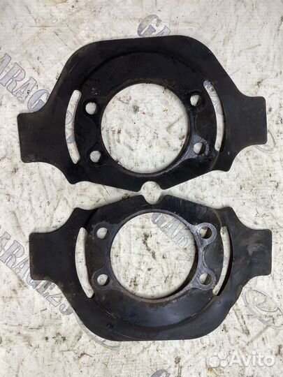 Пыльник переднего тормозного диска nissan teana