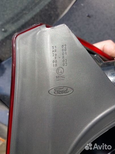 Фонарь задний ford focus 2 оригинал с дефектом
