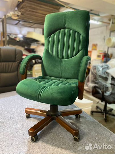 Компьютерное кресло