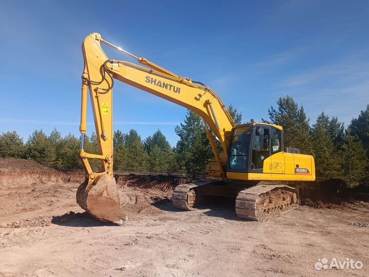 Машинист гусеничного экскаватора вахта