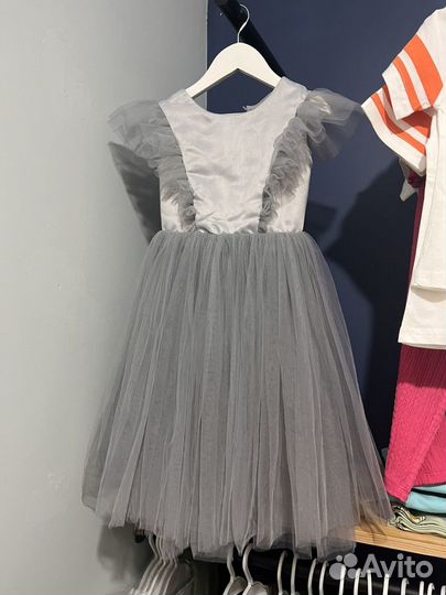 Платье на выпускной в детский сад и босоножки