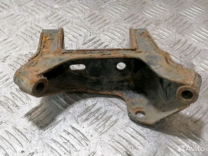 Кронштейн кпп Skoda Fabia 1997 2007