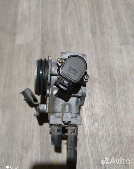 Дроссельная заслонка Toyota Mark 2 1gfe Beams