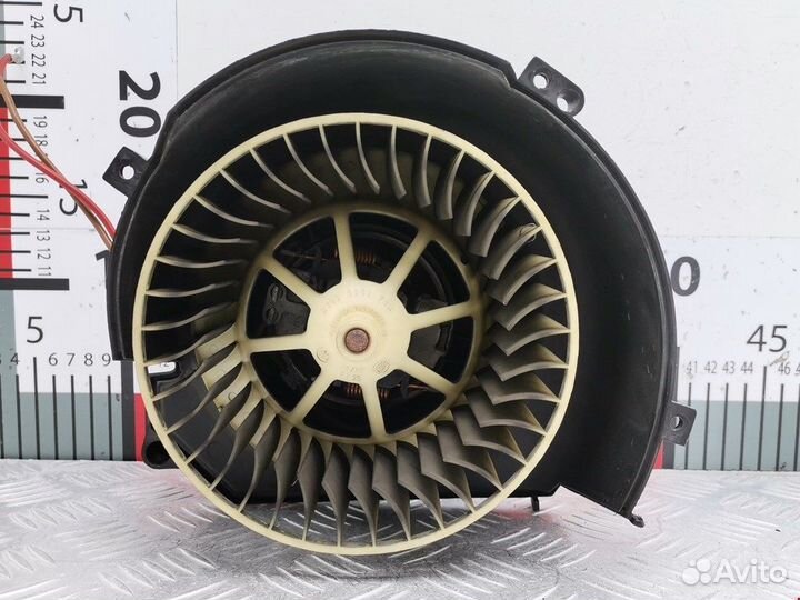 Моторчик печки для Opel Omega B 90541102