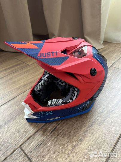 Шлем детский кроссовый