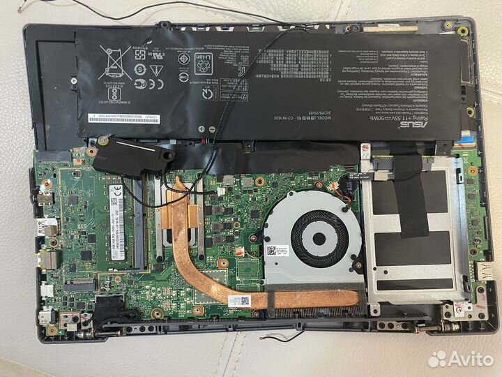 Ноутбук на запчасти
