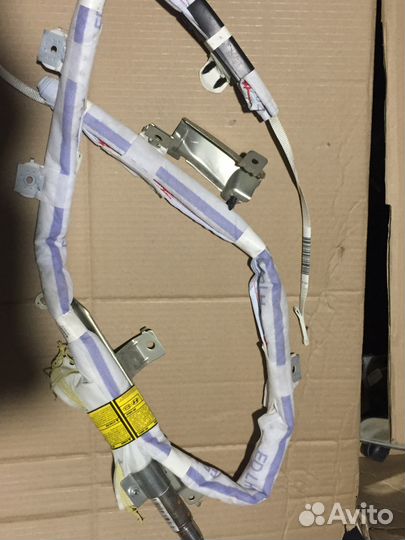 Шторка srs kia ceed левая с 2007