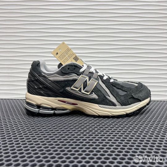 Кроссовки New Balance 1906R