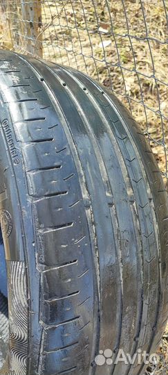 Continental ContiPremiumContact 5 215/55 R17 94V