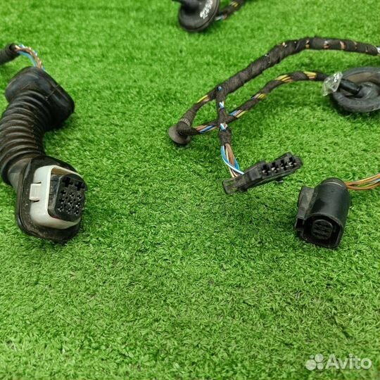 Проводка двери задней левой Skoda Fabia 2 (5J)