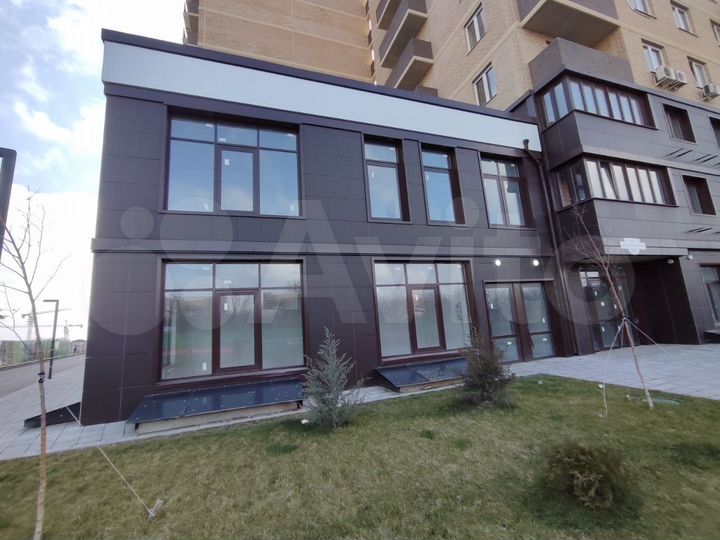 1 этаж на въезде в ЖК, 140 м2