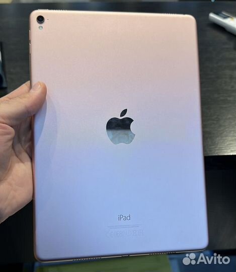iPad pro 9.7