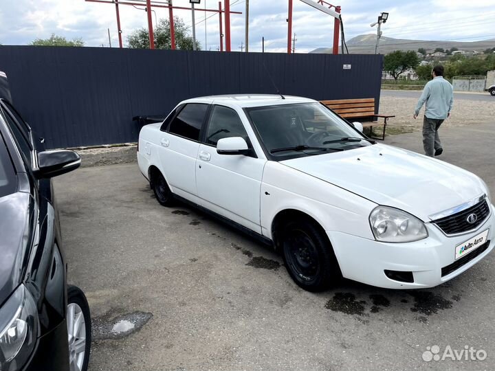 LADA Priora 1.6 МТ, 2010, 300 000 км