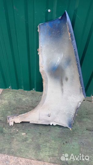 Крыло переднее правое Citroen Evasion 1997г