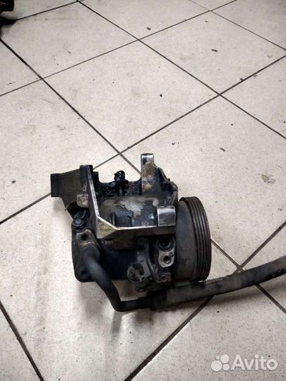 Компрессор кондиционера бмв е36