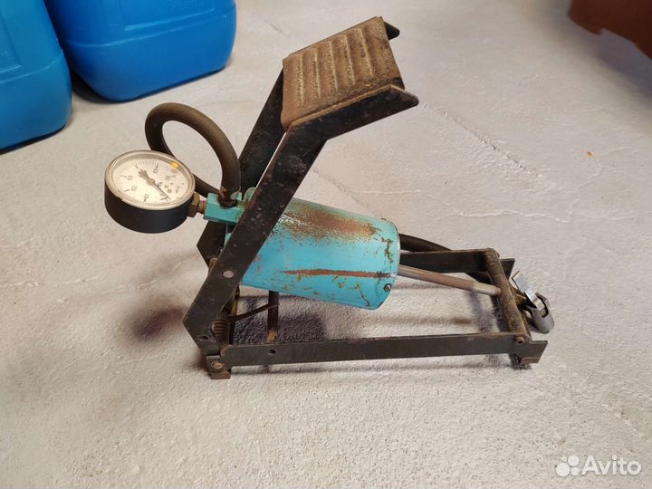 Насос автомобильный ножной