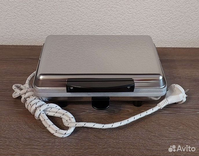 Электровафельница