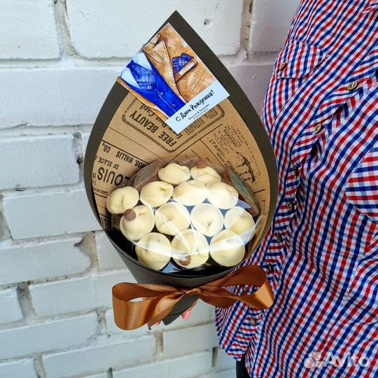 Шоколадные съедобные мужские букеты из пельменей