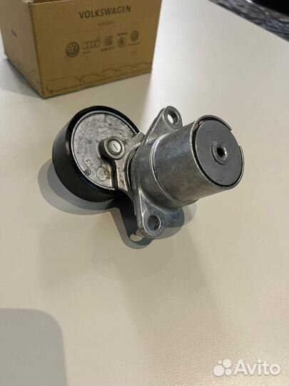 06L903133D Натяжитель приводного ремня VAG
