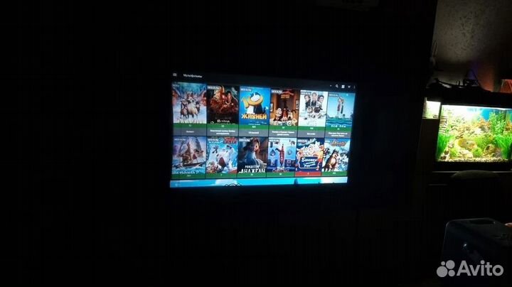 Экран для проектора диагональ 100