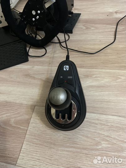 Игровой руль с педалями и коробкой передач