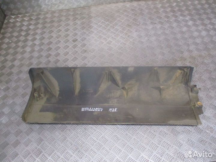 Продолжение крыла подножки левое MAN 81612100613