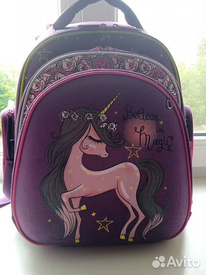 Ранец школьный с эргономической спинкой