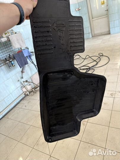 Коврики и задняя полка лада гранта