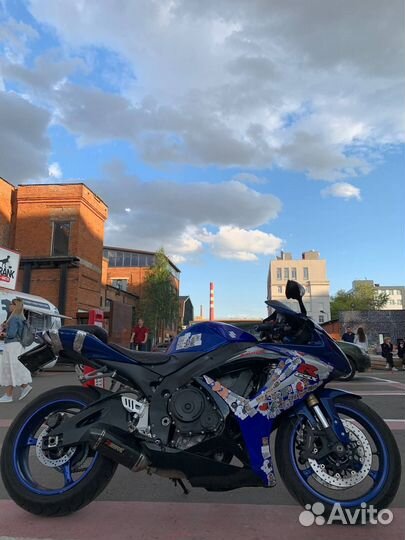 Мотоцикл Suzuki GSX-R600