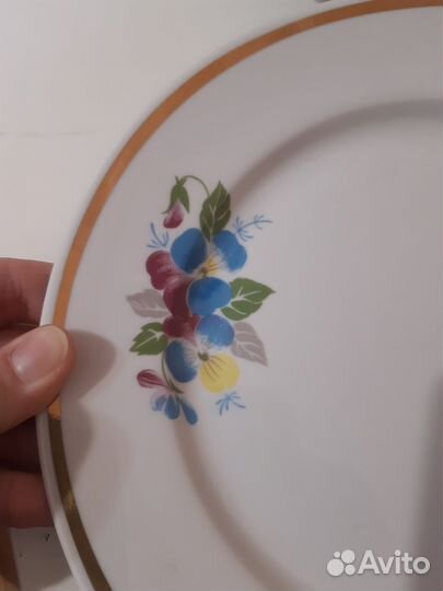 Столовый набор тарелок СССР неполный