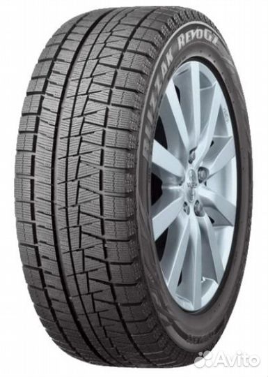 Bridgestone Blizzak Revo GZ 215/55 R17 94S