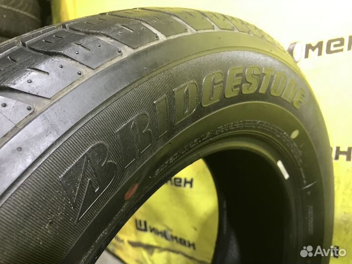 Bridgestone Dueler H/T 687 215/65 R16