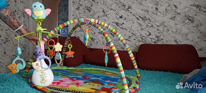 Музыкальный мобиль в кроватку и Игровой коврик