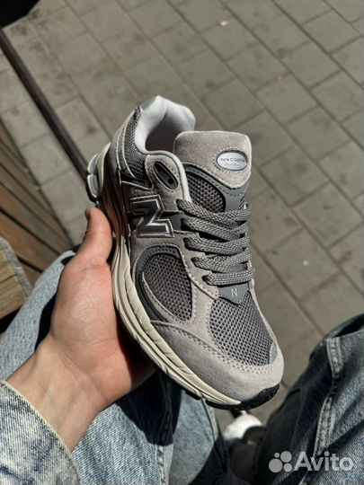 New balance 2002r grey