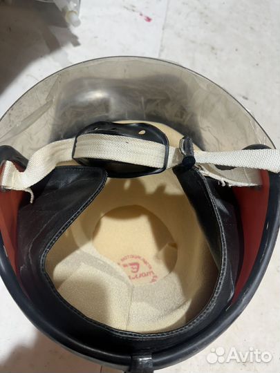 Мотоциклетный шлем салют