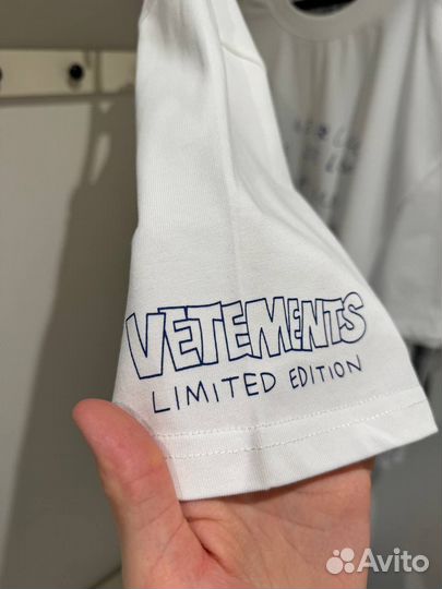 Футболка vetements белая (новинка 2025)