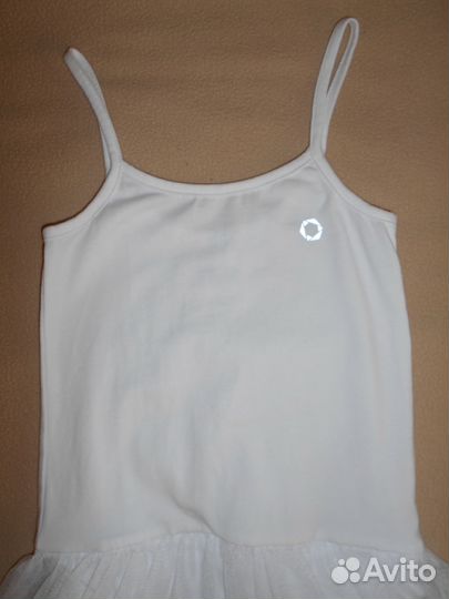 Новый спортивный купальник (р. 122)