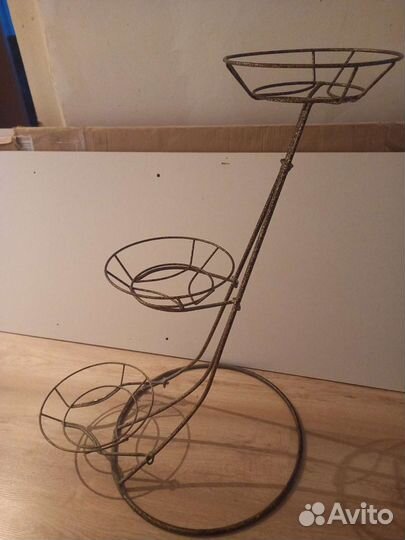 Подставка для цветов