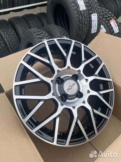 R15 4/98 X-132 BK/FP новые литые диски