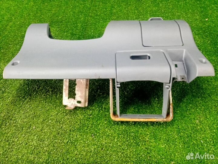 Консоль под рулевой колонкой Mitsubishi Dingo CQ2A
