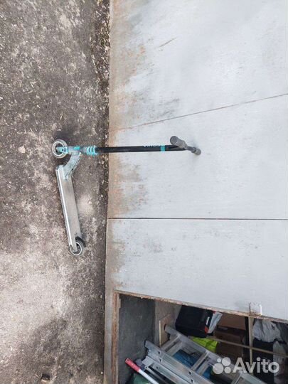 Трюковой самокат Tech Team Virus