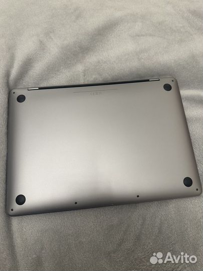 Macbook pro 13 2020 256gb