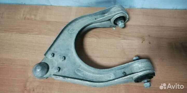 Рычаг верхний передний на Mercedes W 211