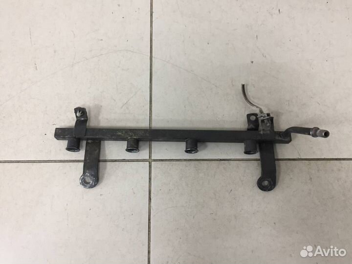 Рейка топливная рампа Chevrolet Aveo T200 2003-200